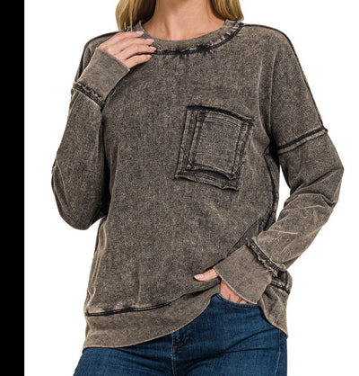 TERRY WASHED RAW EDGE POCKET PULLOVER