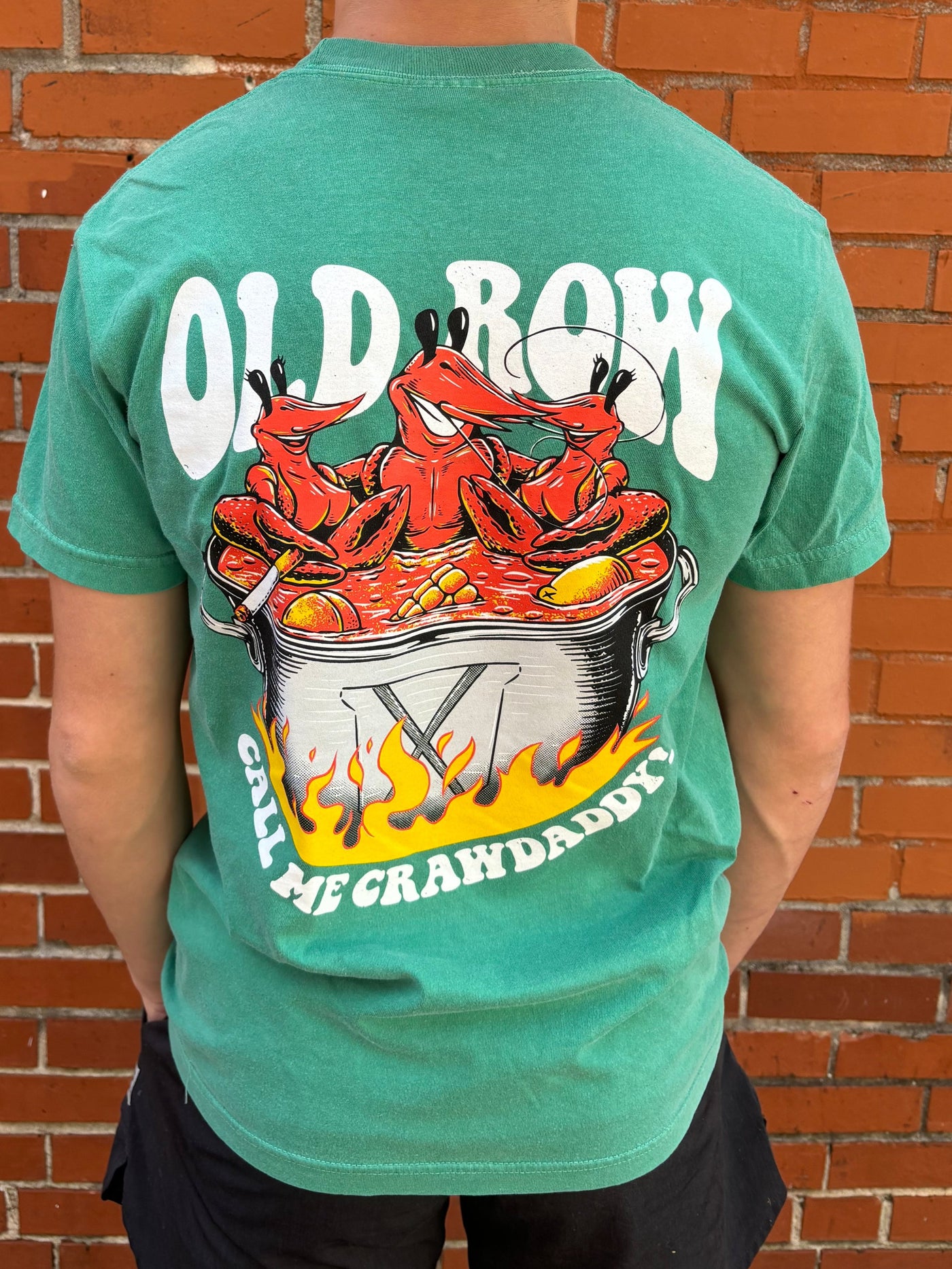 OLD ROW CRAWDADDY POCKET TEE