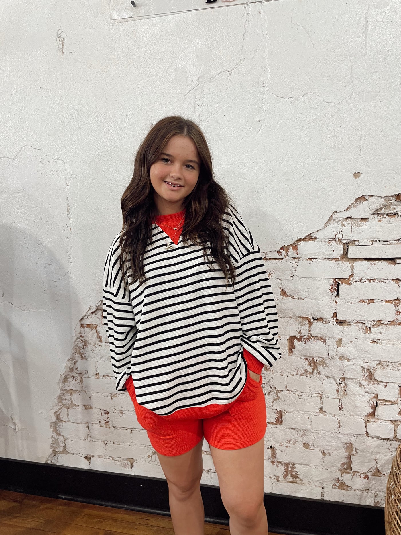 ROUND NECK CLOUDY KNIT STRIPE SWEATSHIRT