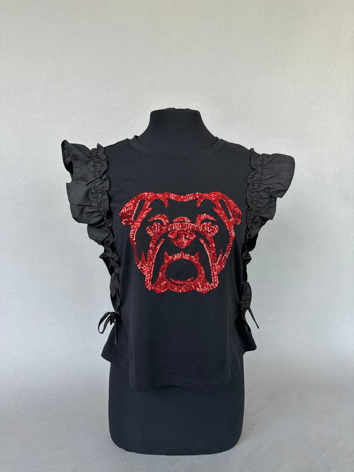 RUFFLE SLEEVE BULLDOG TOP