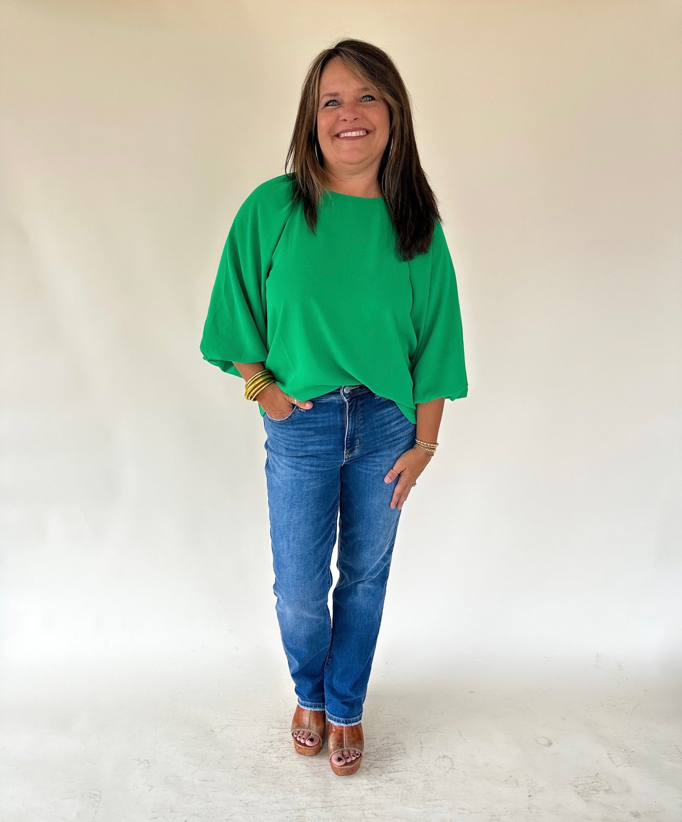 BALLOON SLEEVE RAGLAN TOP
