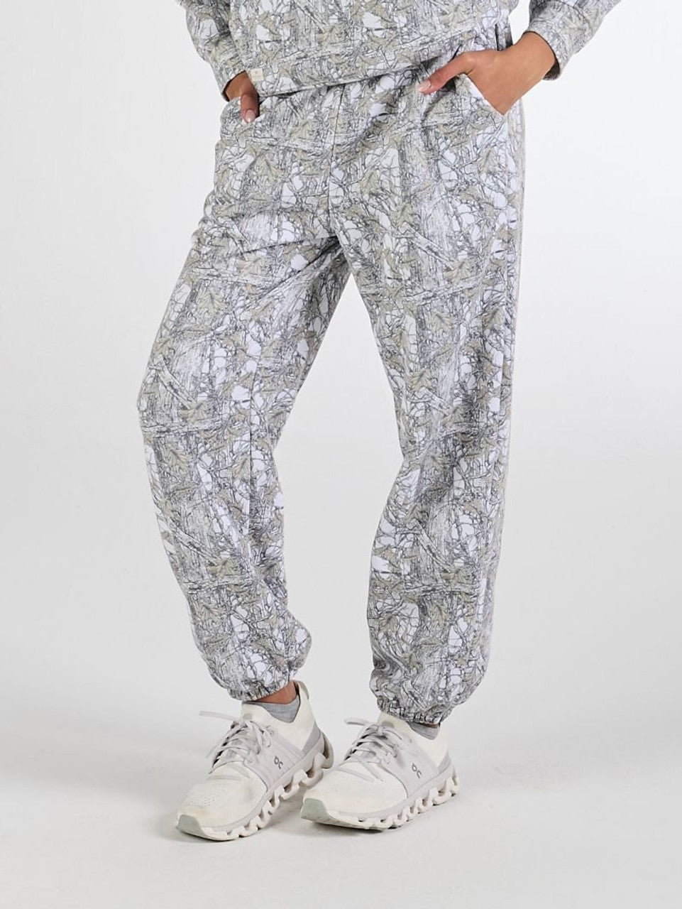 ALICE CAMO BOW JOGGERS