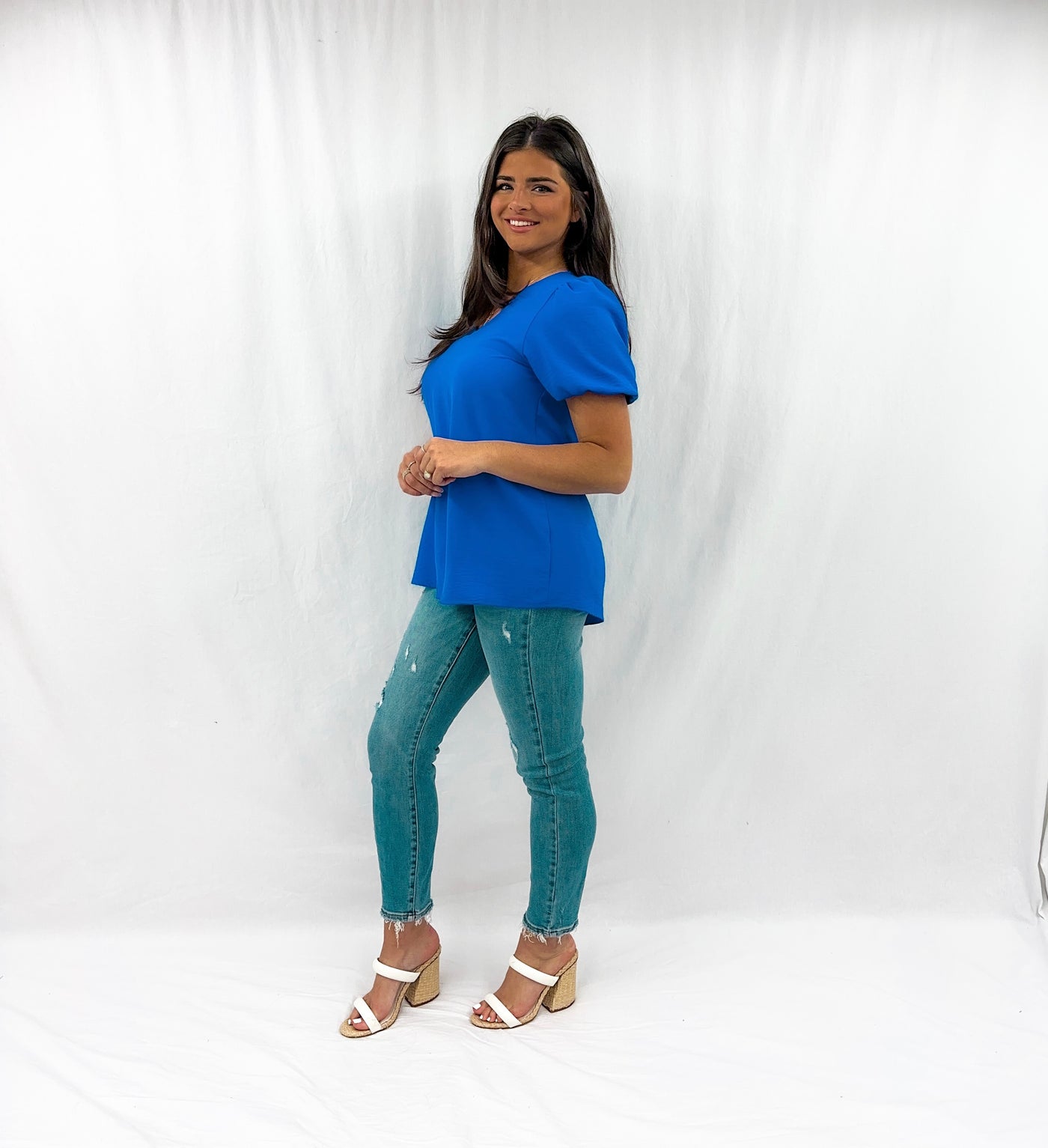 BLUE SKIES BUBBLE SLEEVE TOP